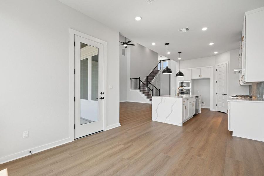 Image 39 of a home in Lariat.