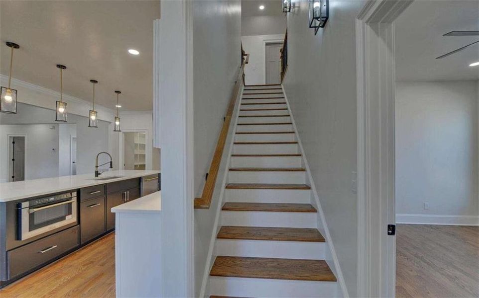 Spacious, unfurnished interior of a new home in , Clarkesville (Image 62).