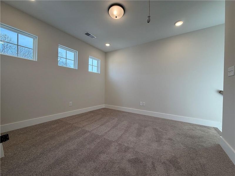 Spacious, unfurnished interior of a new home in Villas at Dawsonville, Dawsonville (Image 11).