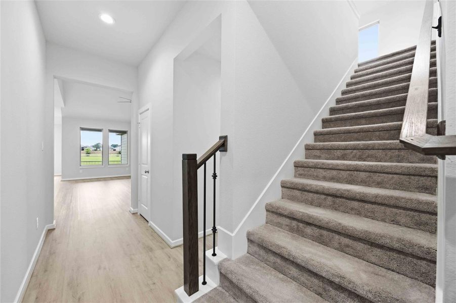 Spacious, unfurnished interior of a new home in , La Marque (Image 30).