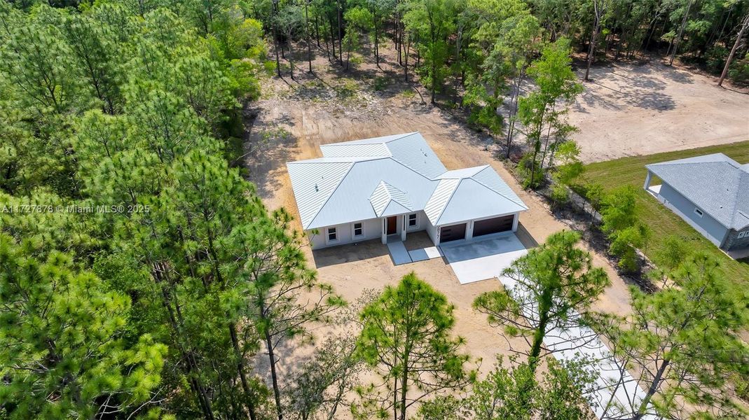 Image 50 of a home in .