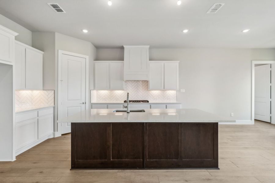 Furnished interior view inside a new home in Painted Tree Lakeside, McKinney (Image 6).