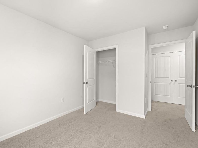 Spacious, unfurnished interior of a new home in Woodbury Park, Atlanta (Image 15). Spacious, unfurnished interior of a new home in Woodbury Park, Atlanta (Image 15).