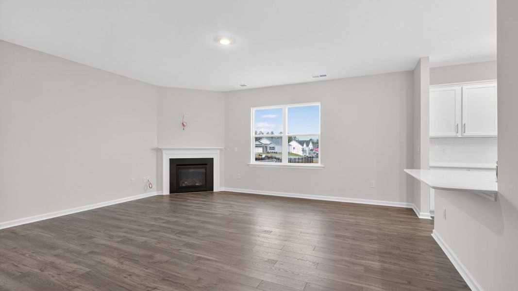 Spacious, unfurnished interior of a new home in Galvins Ridge, Sanford (Image 16).