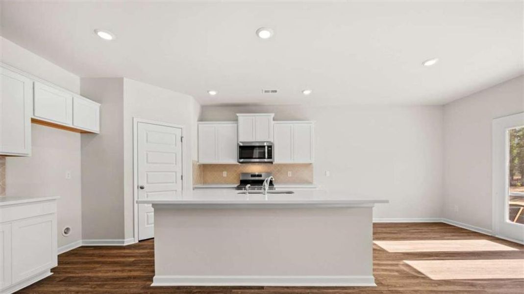 Furnished interior view inside a new home in Poplar Preserve, Newnan (Image 6).