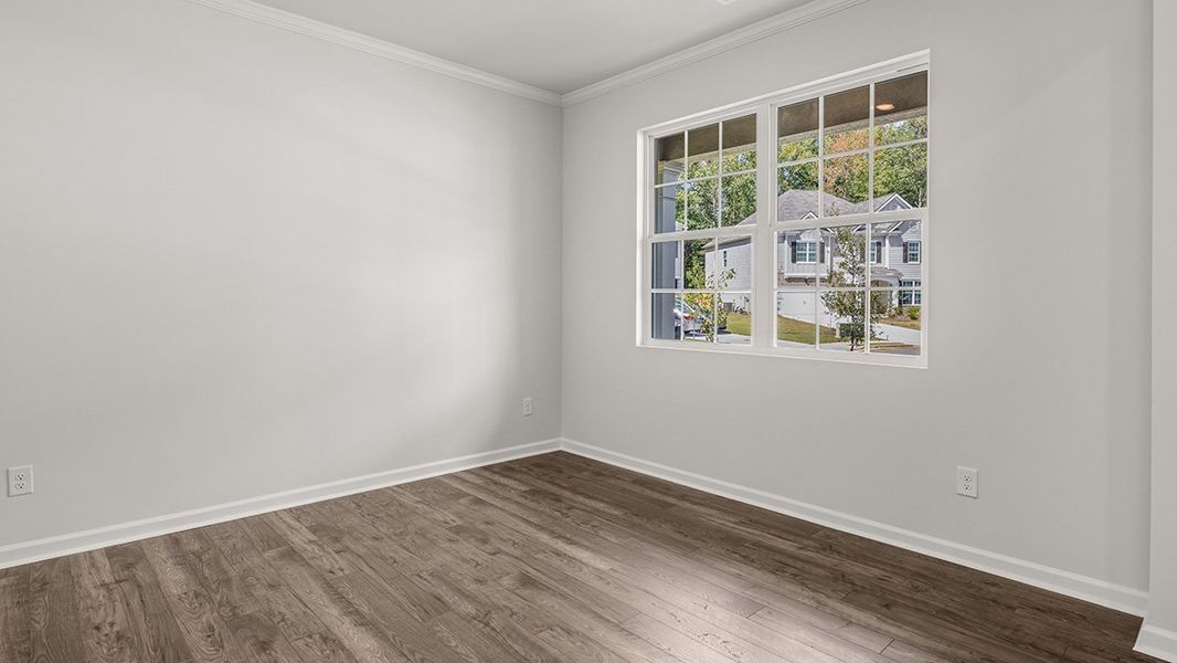 Representative unfurnished interior of a home built from the PENWELL by D.R. Horton in Fairhaven, Lithia Springs (Image 10).