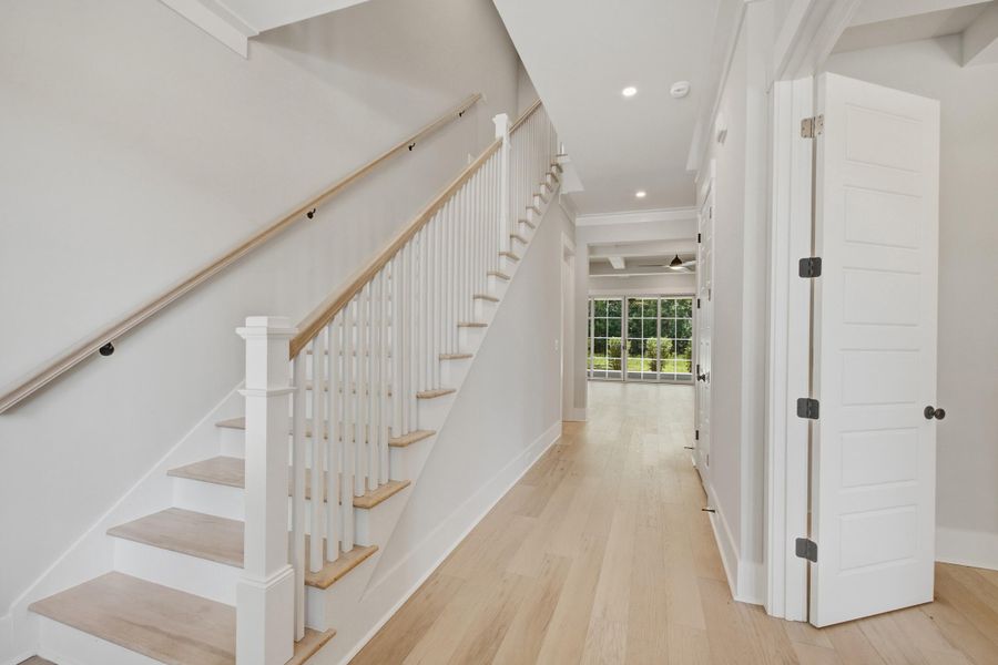 Spacious, unfurnished interior of a new home in , Johns Island (Image 49).