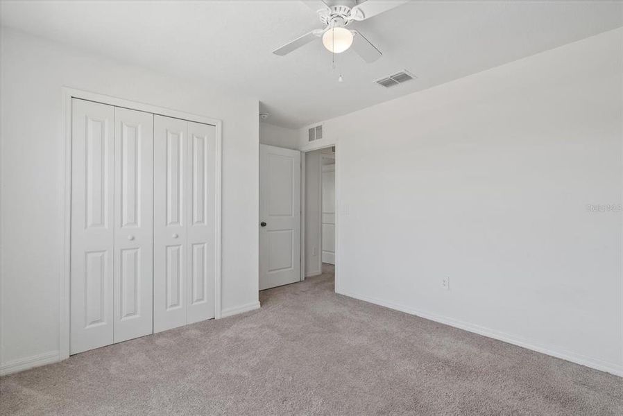 Spacious, unfurnished interior of a new home in , Bradenton (Image 17).