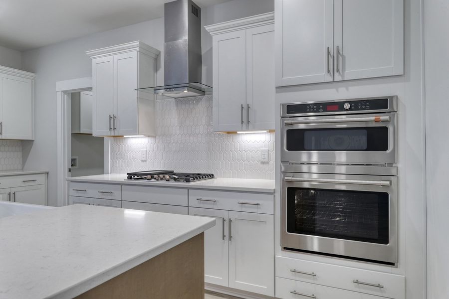 Furnished interior view inside a new home in Arcadia, Myrtle Beach (Image 13).