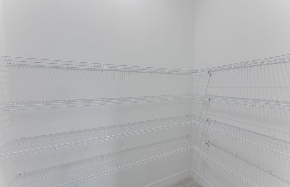 Spacious, unfurnished interior of a new home in Avondale at Avenir, Palm Beach Gardens (Image 19).