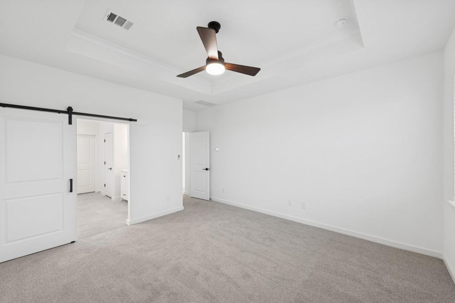 Private primary suite