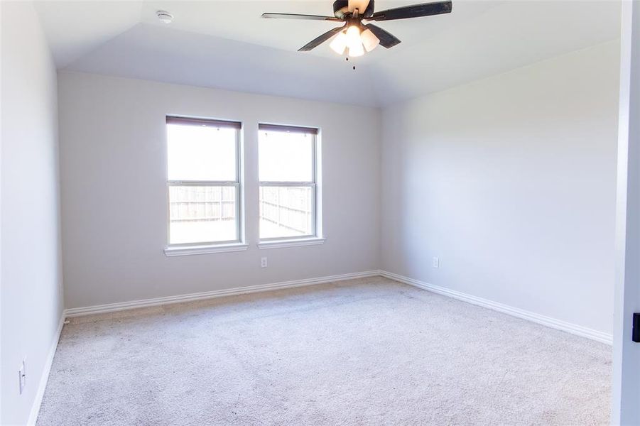 Spacious, unfurnished interior of a new home in , Anna (Image 13).