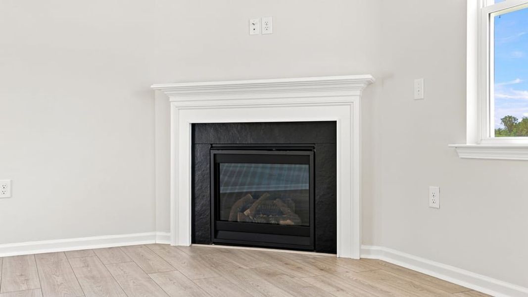 Spacious, unfurnished interior of a new home in Baxter Village, Boiling Springs (Image 25).