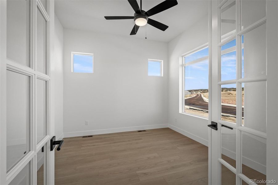Spacious, unfurnished interior of a new home in Cloverleaf – Mountainview Collection, Monument (Image 32).