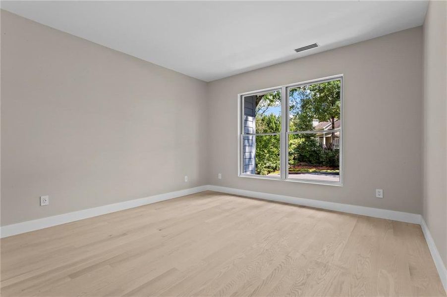 Spacious, unfurnished interior of a new home in , Marietta (Image 51).