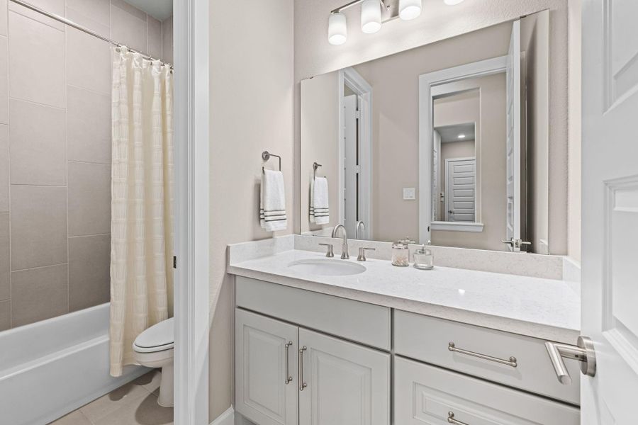 Furnished interior view inside a new home in , Fulshear (Image 37).