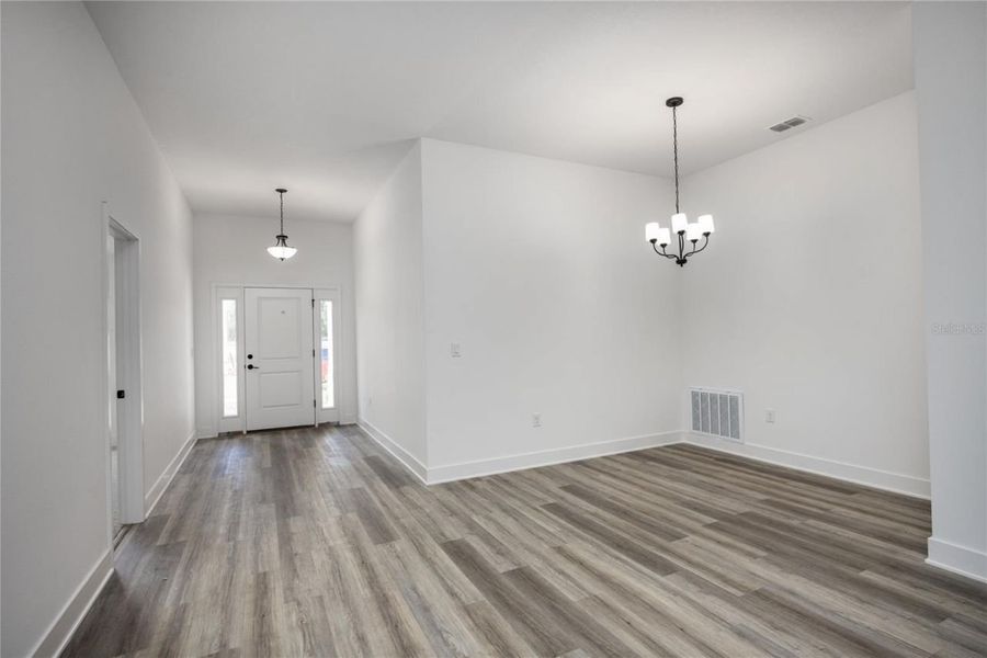 Spacious, unfurnished interior of a new home in Kirkland Farms, Alachua (Image 15). Spacious, unfurnished interior of a new home in Kirkland Farms, Alachua (Image 15).