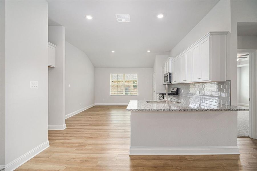 Kitchen with Spacious Breakfast Area