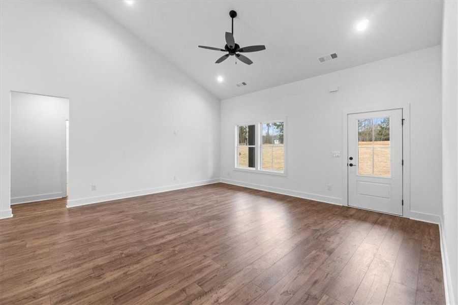 Spacious, unfurnished interior of a new home in , Monroe (Image 30).
