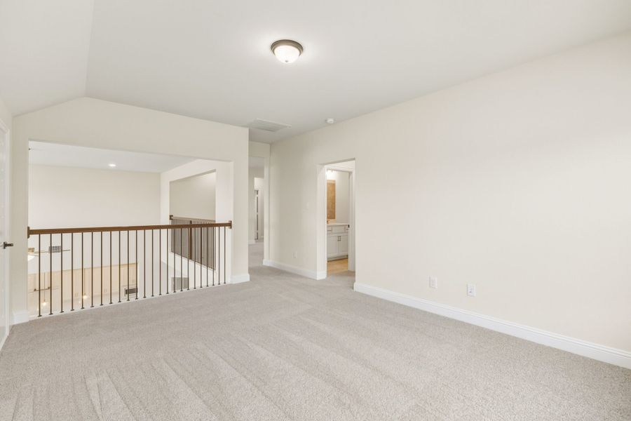 Spacious, unfurnished interior of a new home in Edgewater, Fate (Image 42).