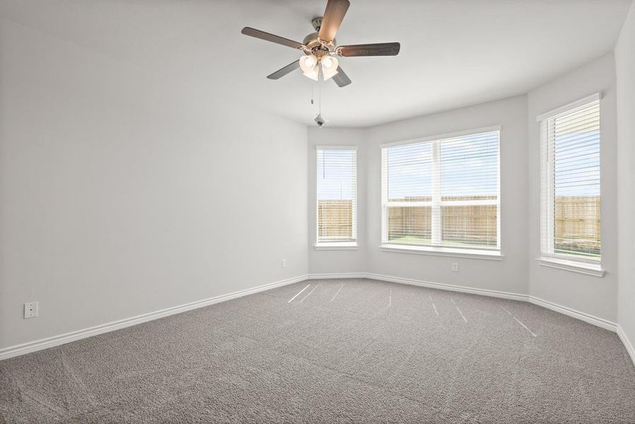 Spacious, unfurnished interior of a new home in Rocky Creek Crossing, Fort Worth (Image 21). Spacious, unfurnished interior of a new home in Rocky Creek Crossing, Fort Worth (Image 21).
