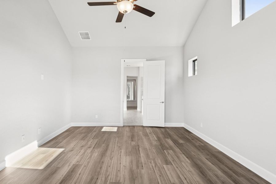 Spacious, unfurnished interior of a new home in Kresston, Magnolia (Image 36). Spacious, unfurnished interior of a new home in Kresston, Magnolia (Image 36).