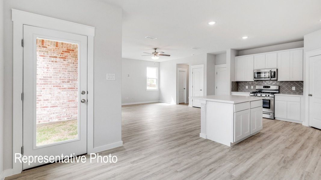 Furnished interior view inside a new home in Walden Pond, Forney (Image 8).