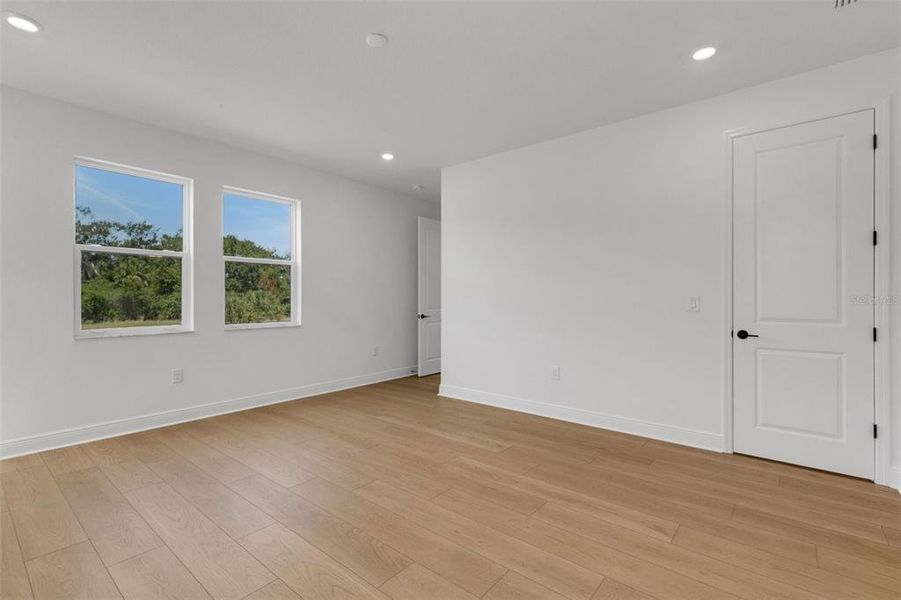 Spacious, unfurnished interior of a new home in Creeks Edge at Twin Rivers, Parrish (Image 35).