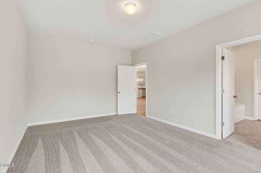 FAY_Hunters Trace_Venture_102 Rubyfield