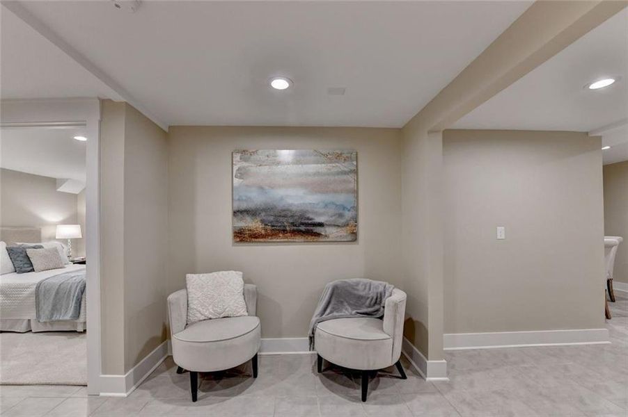 Furnished interior view inside a new home in , Atlanta (Image 33).