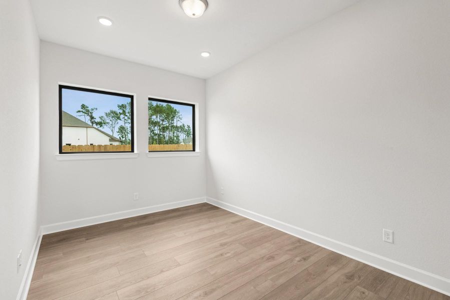 Spacious, unfurnished interior of a new home in ARTAVIA 45' Homesites, Conroe (Image 27).