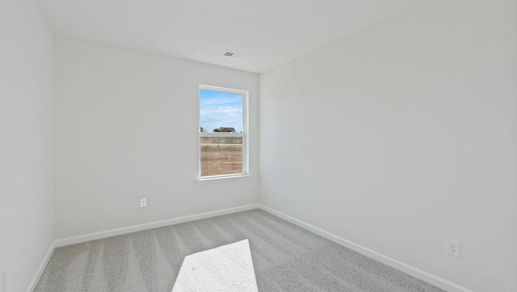Spacious, unfurnished interior of a new home in Brookside Ridge Townhomes, Greer (Image 15).