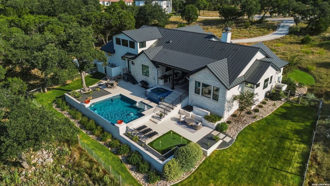Image 36 of a home in .