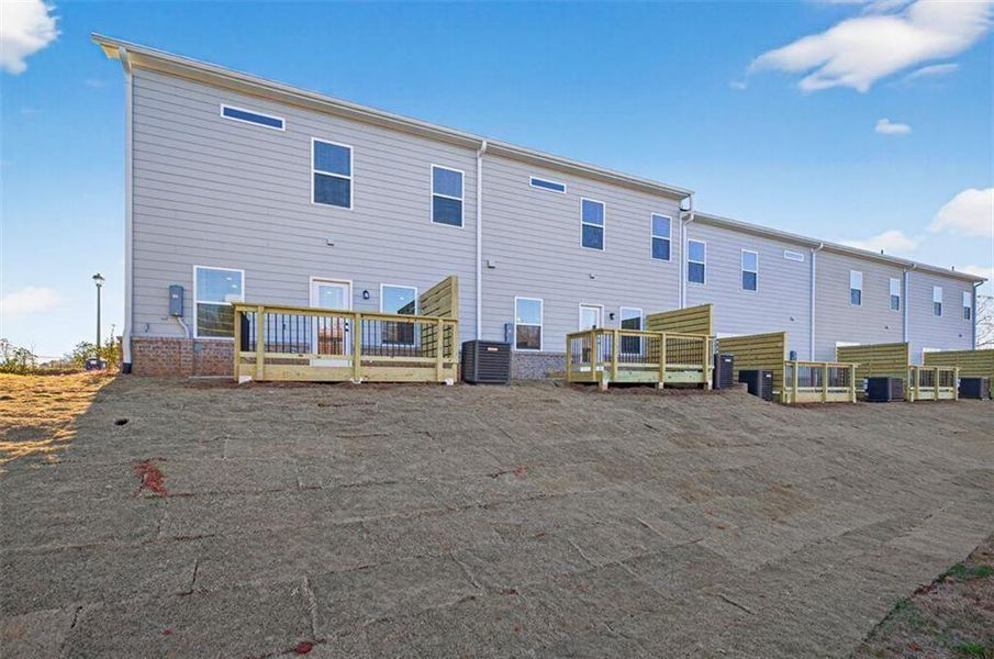 Exterior details and patio area of a home in Franklin Manor, Lawrenceville (Image 3).