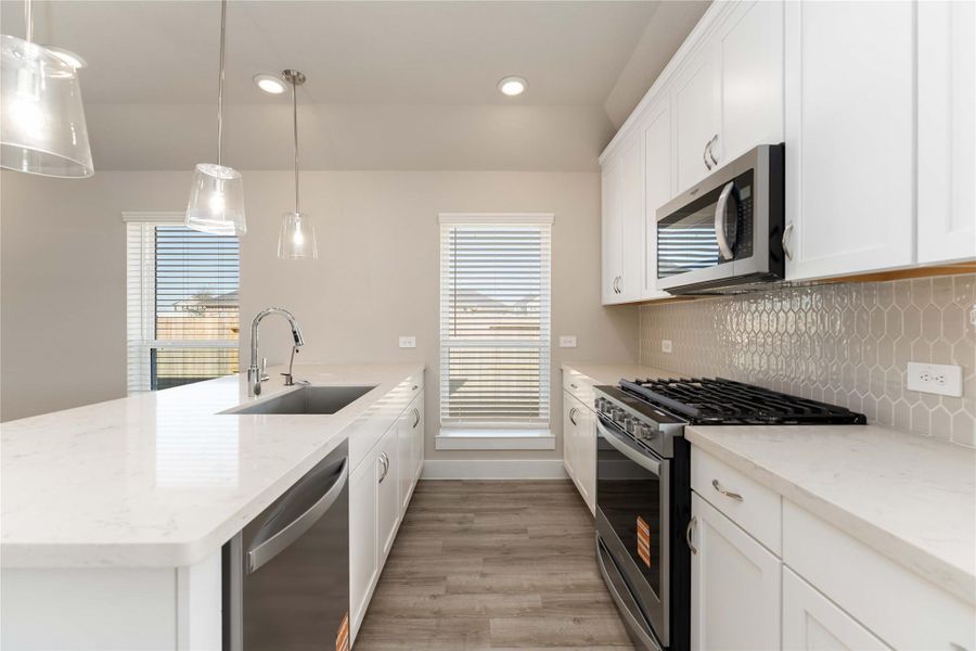 Furnished interior view inside a new home in Laurel Landing, Alvin (Image 11).