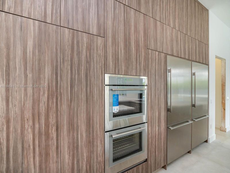 Image 68 of a home in .