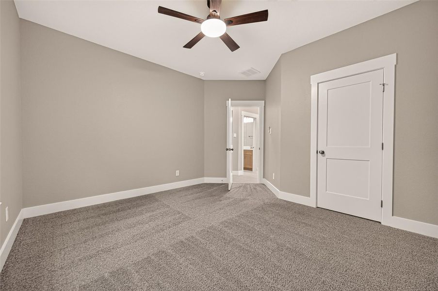 Spacious, unfurnished interior of a new home in , Plantersville (Image 27). Spacious, unfurnished interior of a new home in , Plantersville (Image 27).