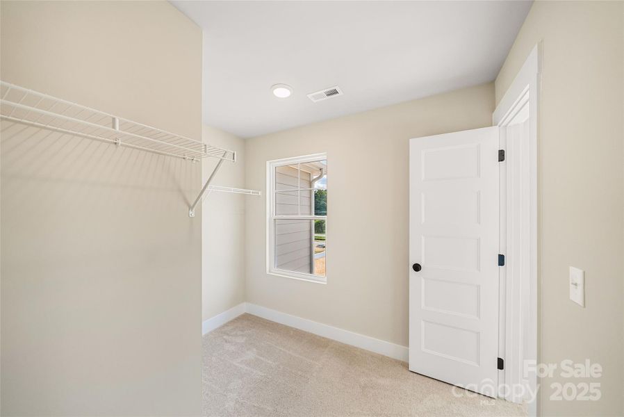 Spacious, unfurnished interior of a new home in , Monroe (Image 25).