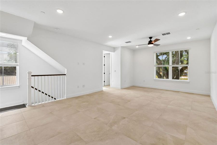 Spacious, unfurnished interior of a new home in Townes at Northlake, Oviedo (Image 24).