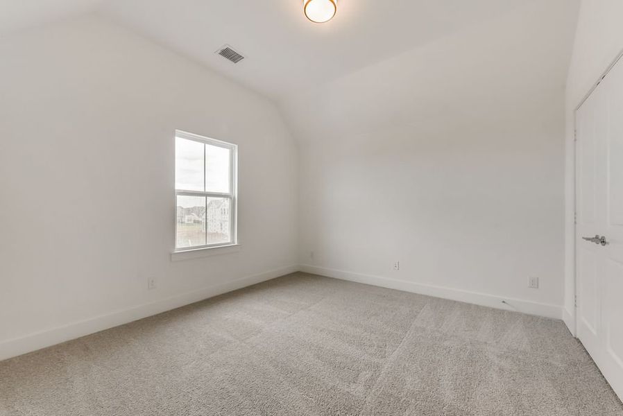 Representative unfurnished interior of a home built from the Heath - 4452SPR by Shaddock Homes in Grand Oaks at Green Meadows - 50', Celina (Image 15). Representative unfurnished interior of a home built from the Heath - 4452SPR by Shaddock Homes in Grand Oaks at Green Meadows - 50', Celina (Image 15).