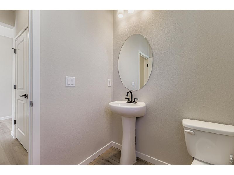 Furnished interior view inside a new home in Farmstead, Berthoud (Image 10).
