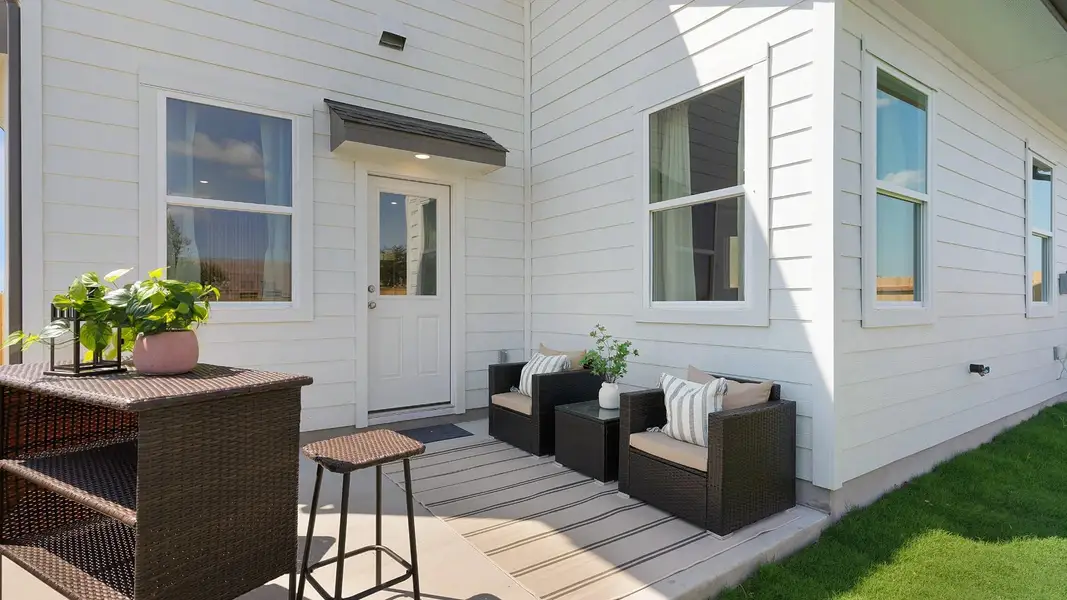 A well-lit outdoor patio with comfortable seating, perfect for relaxation and entertaining. A well-lit outdoor patio with comfortable seating, perfect for relaxation and entertaining.