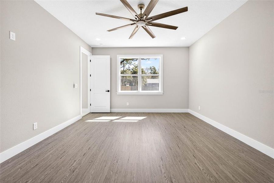 Spacious, unfurnished interior of a new home in , Masaryktown (Image 48).