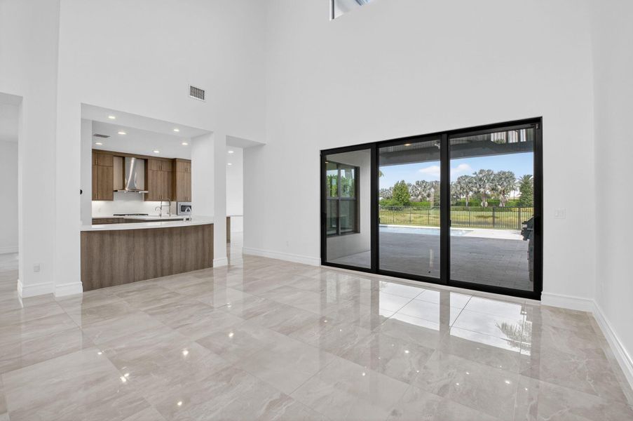 Spacious, unfurnished interior of a new home in , Boca Raton (Image 54).
