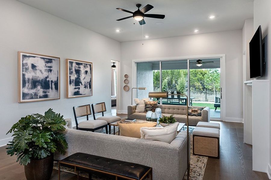 Representative furnished interior of a home built from the Pewter by Taylor Morrison in Travisso Siena Collection, Leander (Image 10). Representative furnished interior of a home built from the Pewter by Taylor Morrison in Travisso Siena Collection, Leander (Image 10).