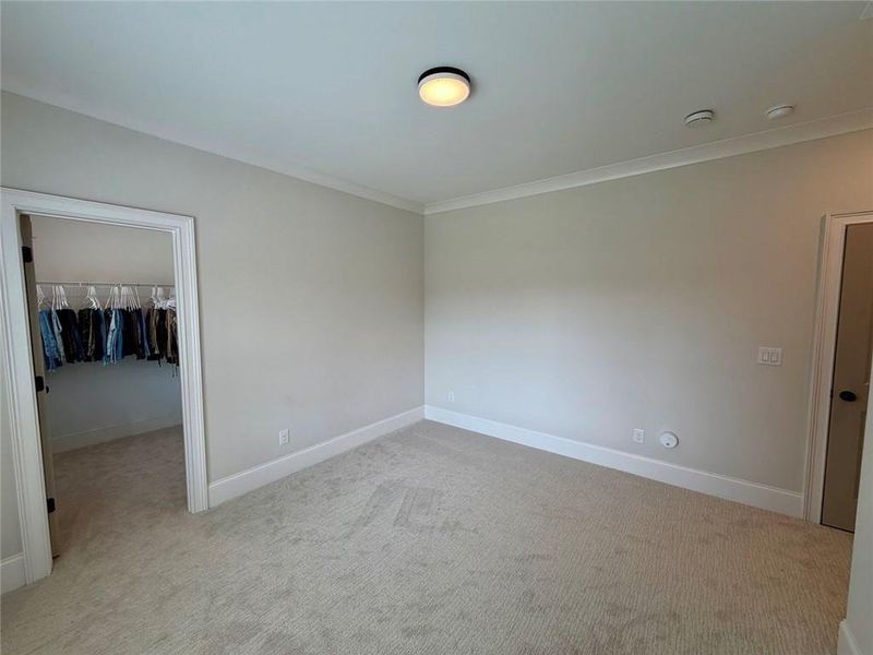 Spacious, unfurnished interior of a new home in , Marietta (Image 23).