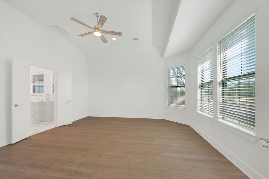 Spacious, unfurnished interior of a new home in The Oaks on 6th Street, Magnolia (Image 33).