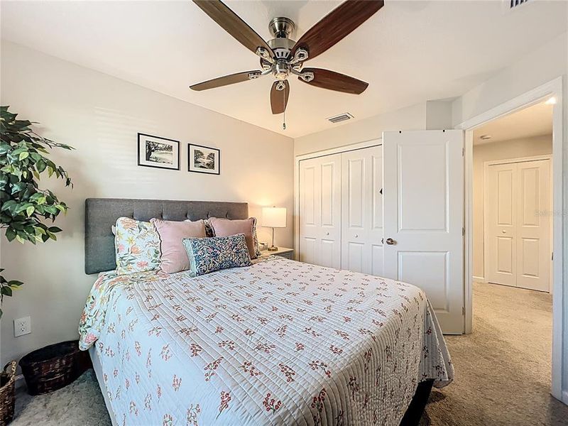 Furnished interior view inside a new home in , Orlando (Image 44).