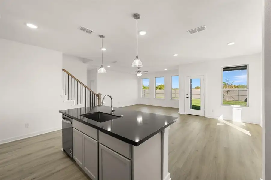 3122 Teasel- Kitchen-4 3122 Teasel- Kitchen-4