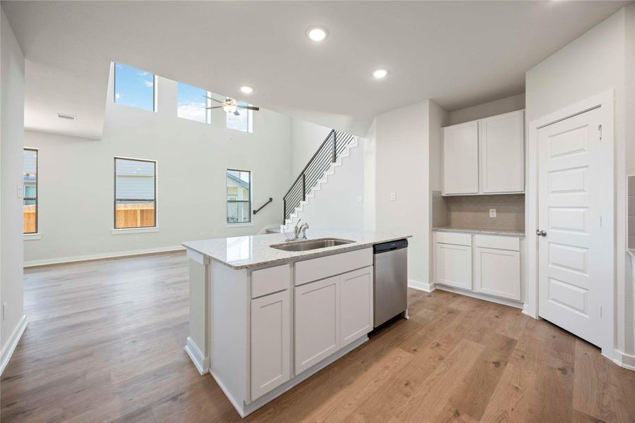 Image 26 of a home in Meadow Park.